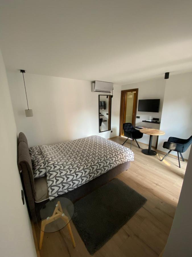 Apartment Nevena 3 Belgrade Exterior photo
